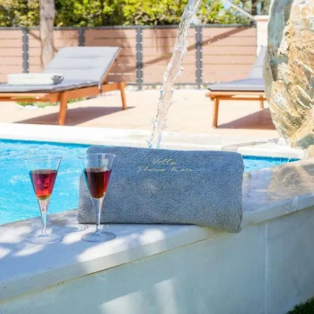 Steve Kois,a Dream Retreat With Private Heated Pool Tzitzifes